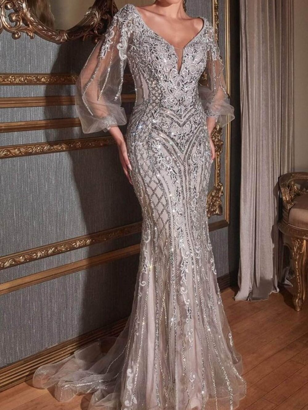 NWT Ladivine CD864 Crystal Embellished Evening Dress Silver size 16